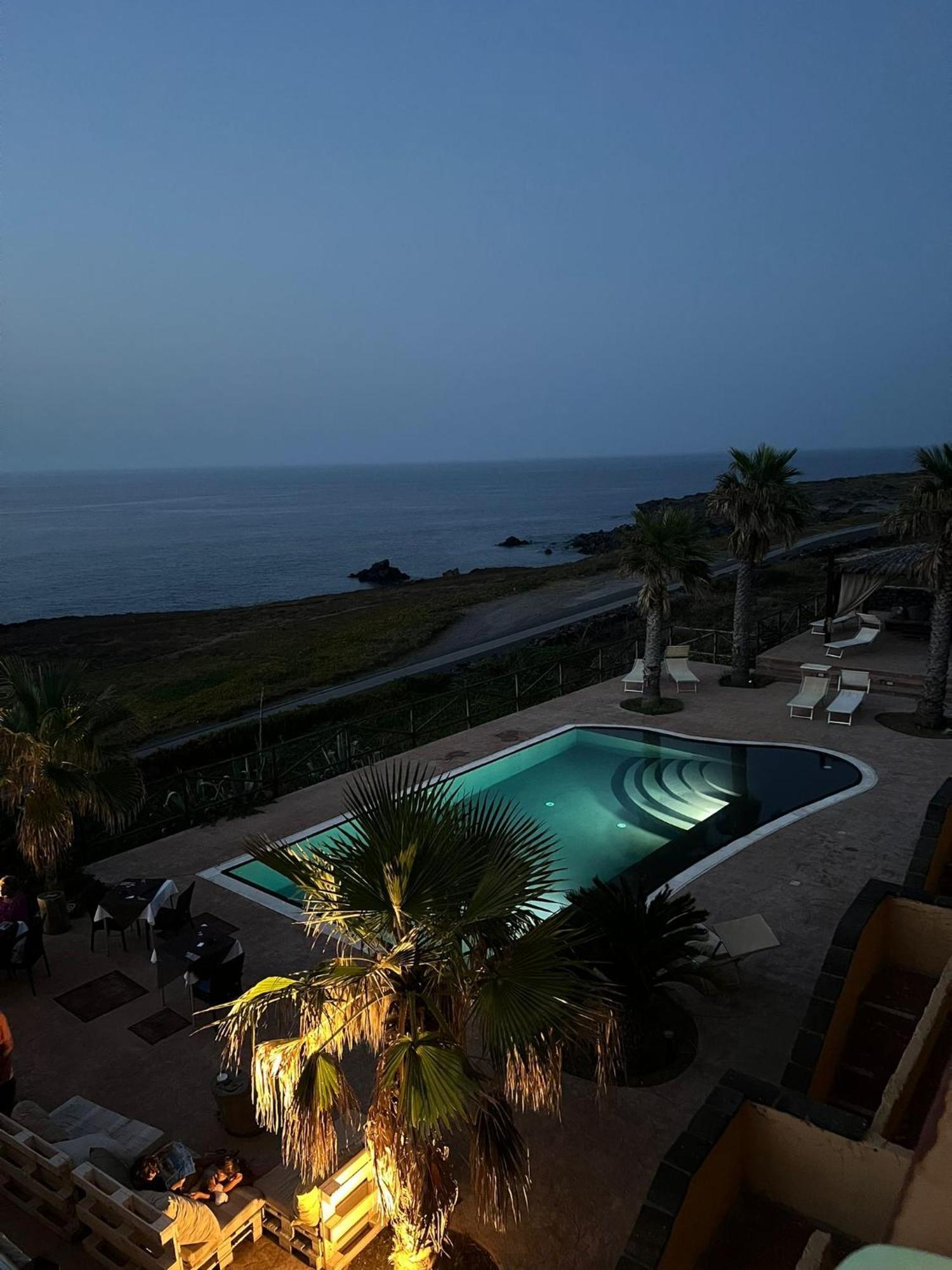 Hotel Bue Marino Pantelleria Bagian luar foto