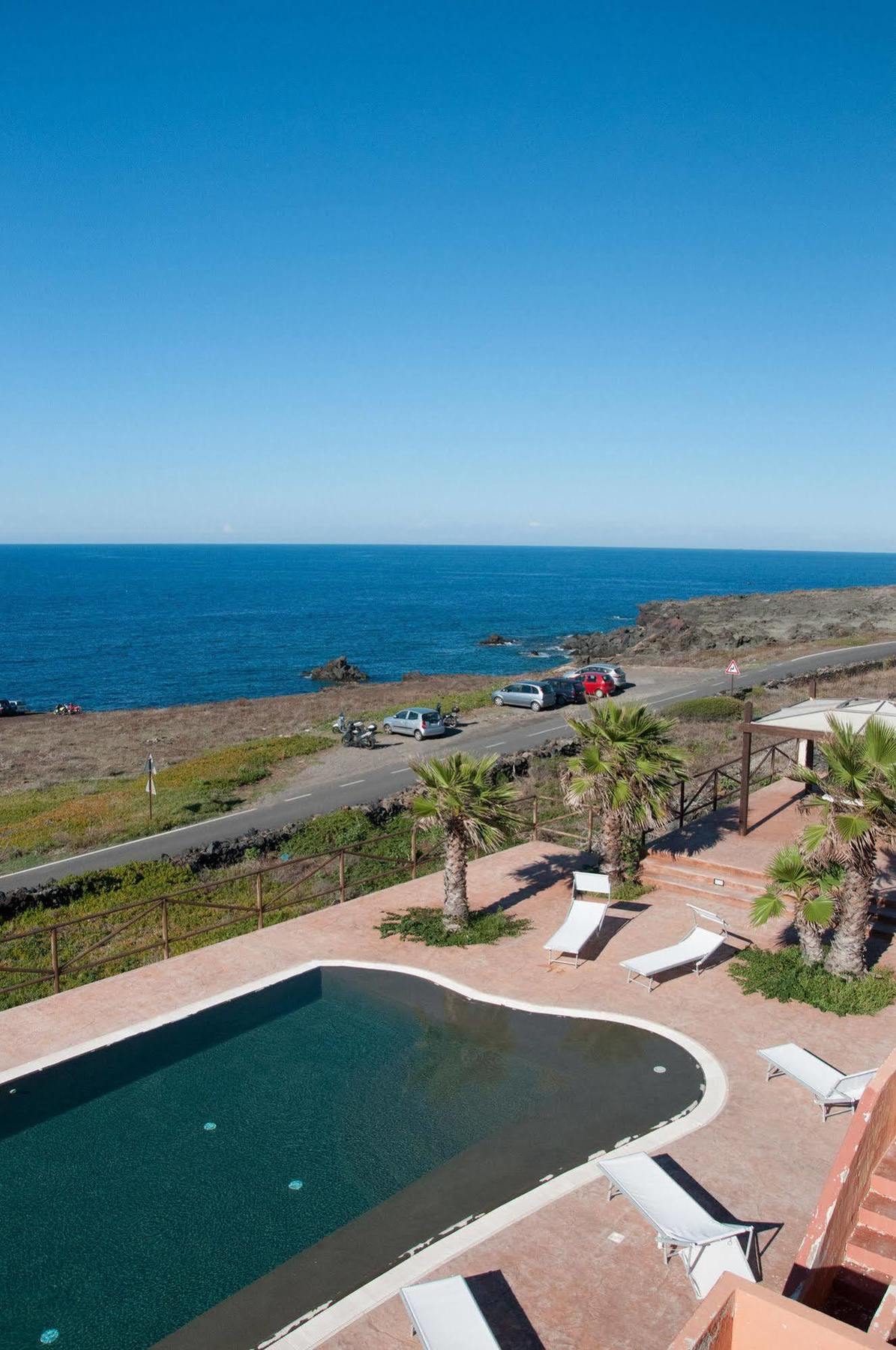 Hotel Bue Marino Pantelleria Bagian luar foto