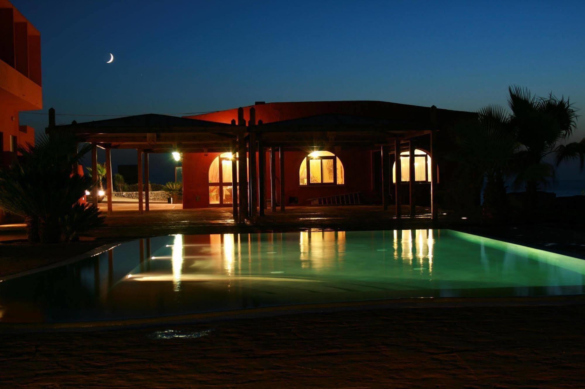Hotel Bue Marino Pantelleria Bagian luar foto
